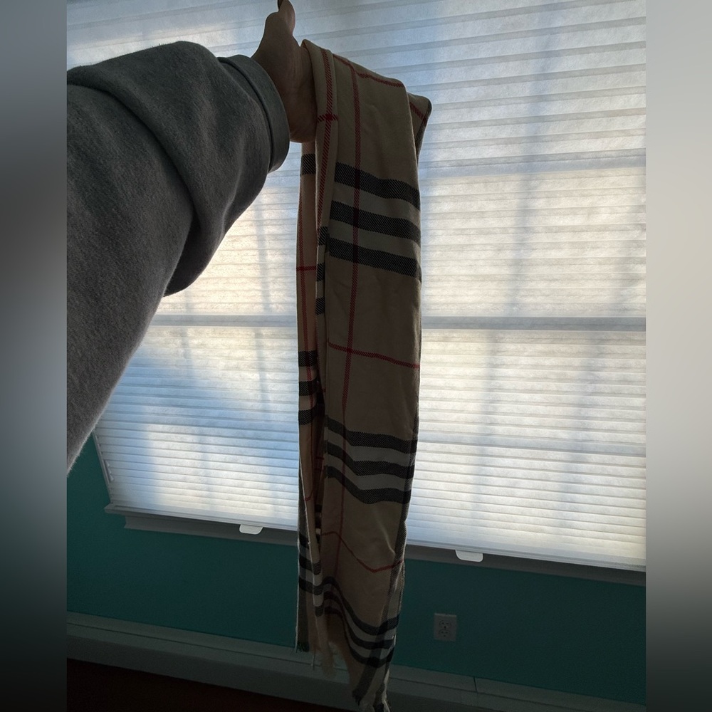 Burberry scarf